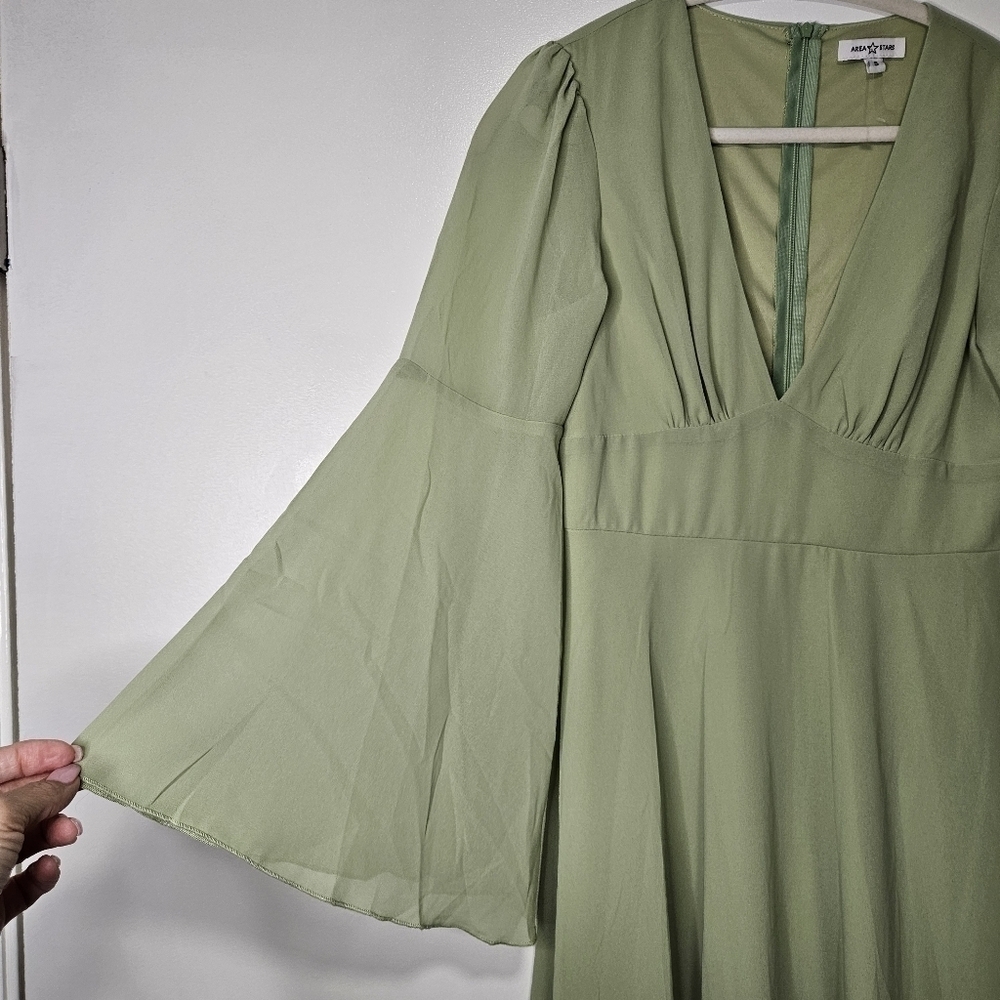 Area Stars Sage Maggie Bell Sleeve Midi Dress V Neck Bustline Pleat Size Small - Picture 7 of 16